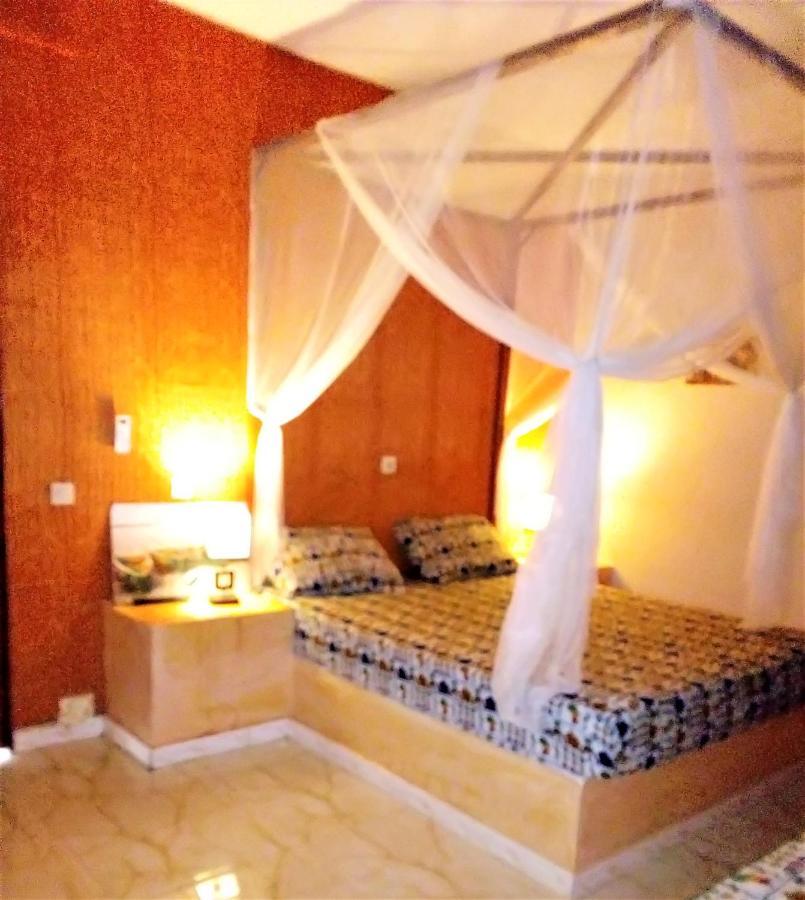 Отель Le Chamama Niaga Экстерьер фото